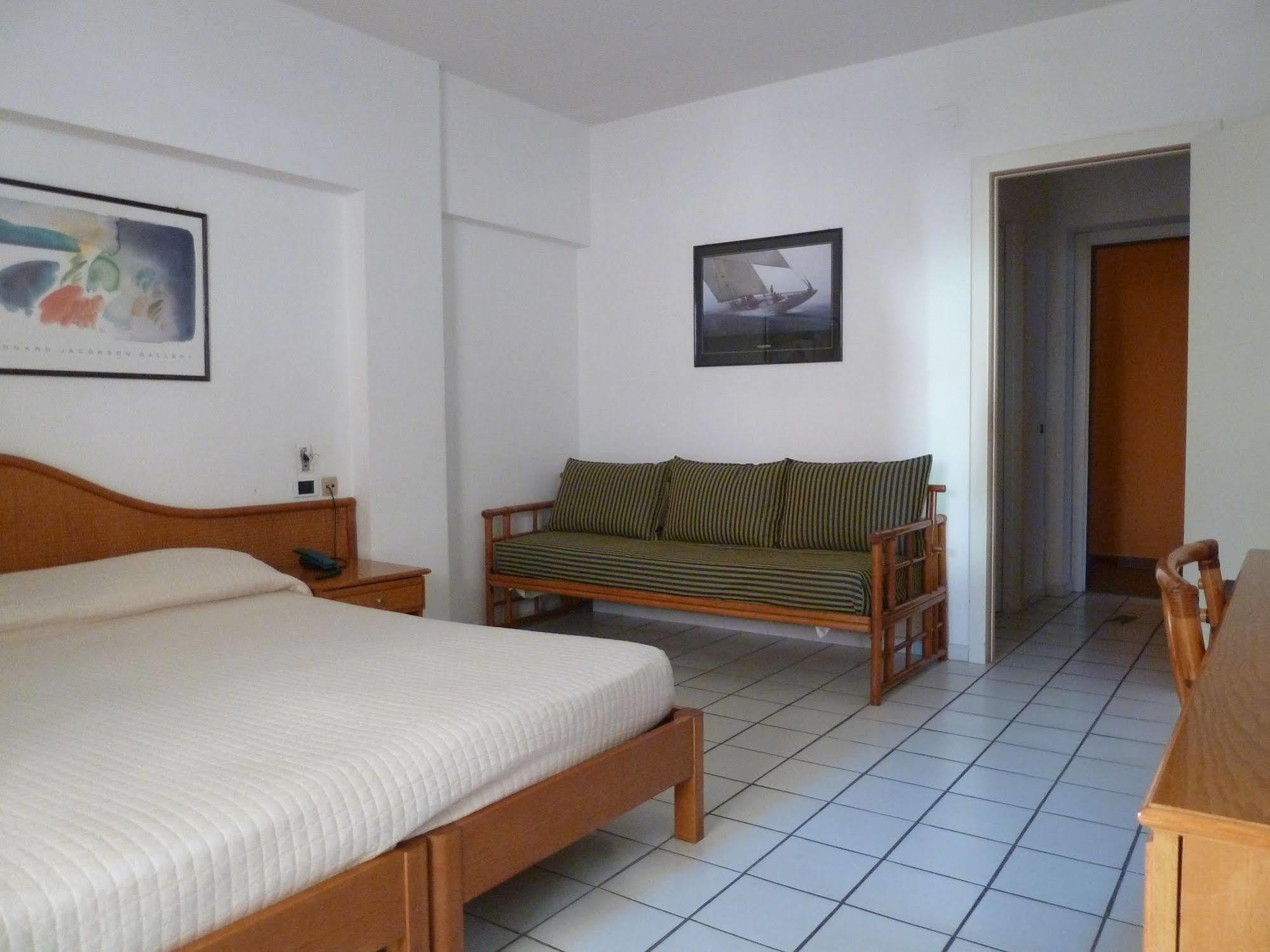 Hotel Yacht Club Marciana Marina  Eksteriør billede